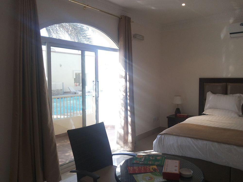 Royal Residence Hotel Apartments Umm al-Quwain Dış mekan fotoğraf