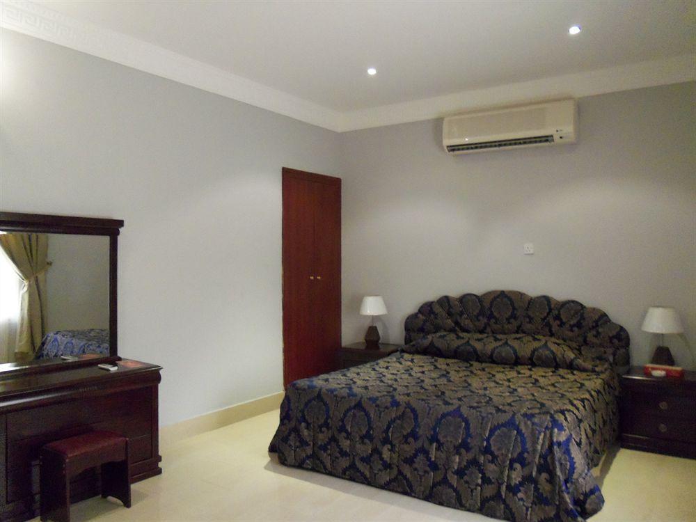 Royal Residence Hotel Apartments Umm al-Quwain Dış mekan fotoğraf