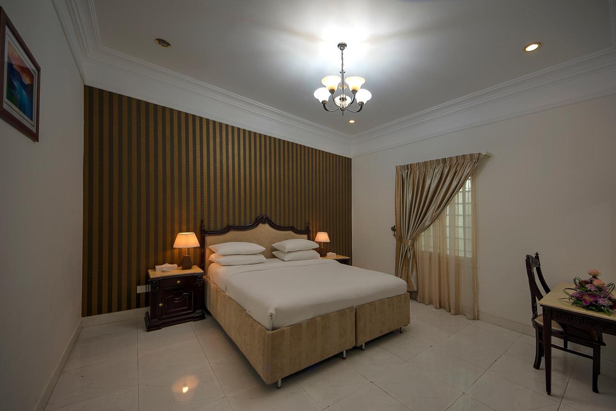 Royal Residence Hotel Apartments Umm al-Quwain Dış mekan fotoğraf