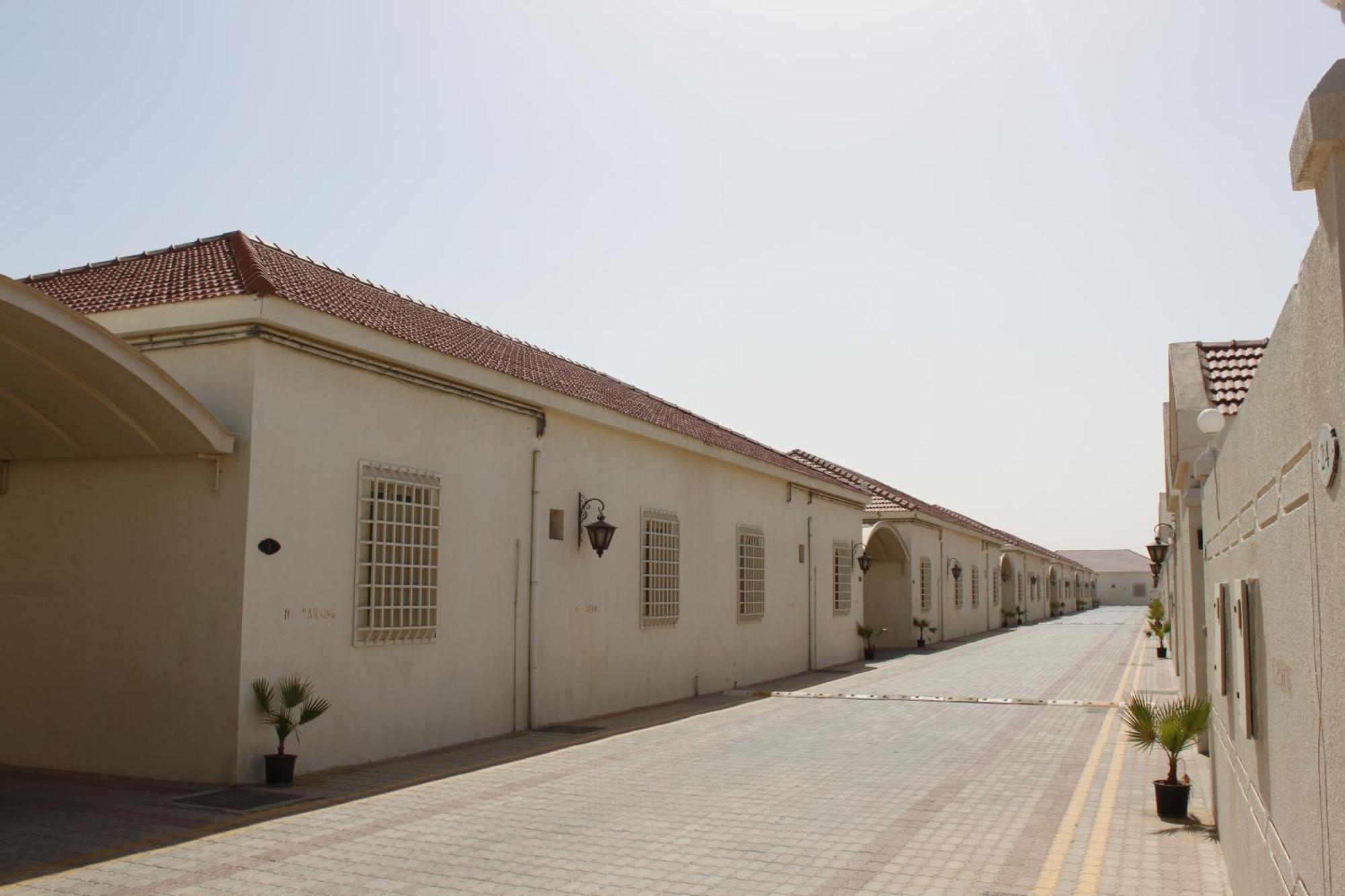 Royal Residence Hotel Apartments Umm al-Quwain Dış mekan fotoğraf
