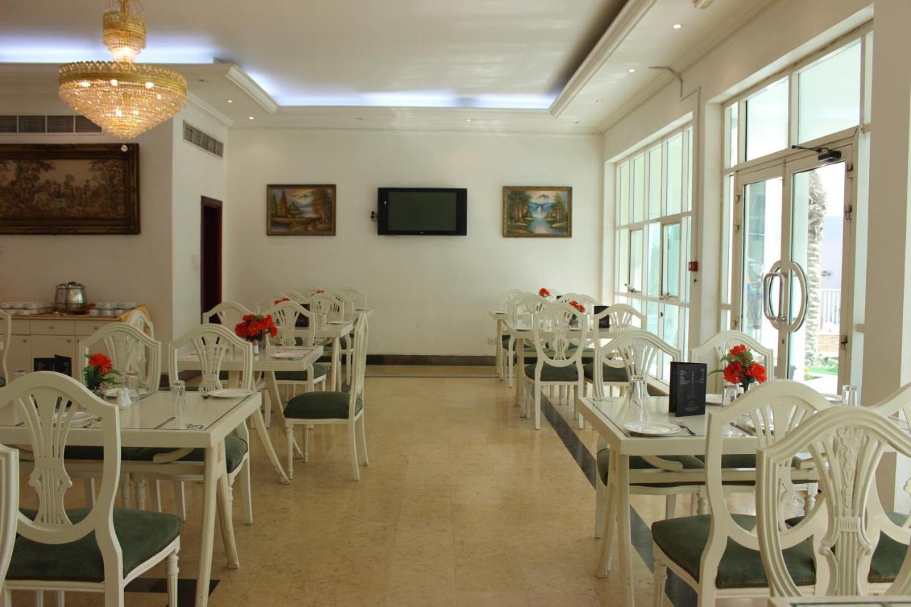 Royal Residence Hotel Apartments Umm al-Quwain Dış mekan fotoğraf